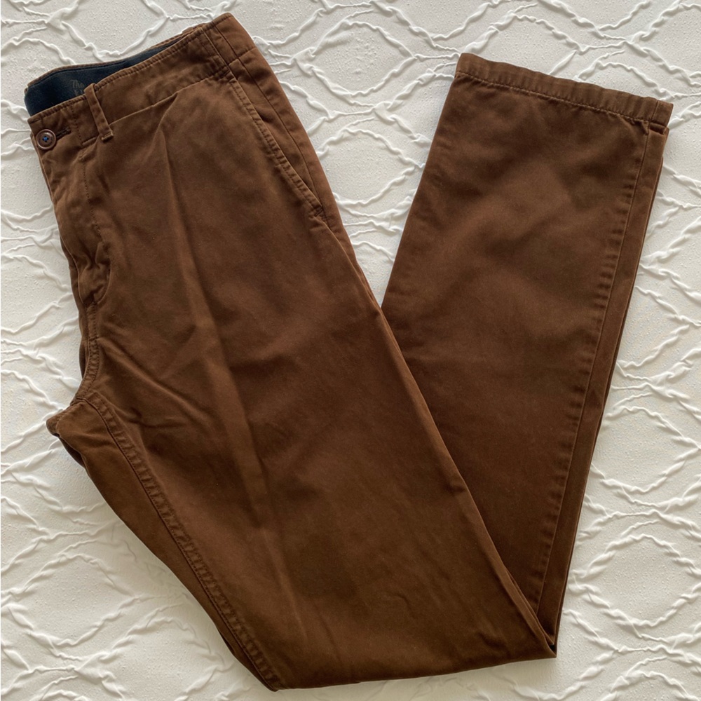 GAP - 100% Cotton Lived-In Slim Chino Pant in Brown - Size W 31 L 32